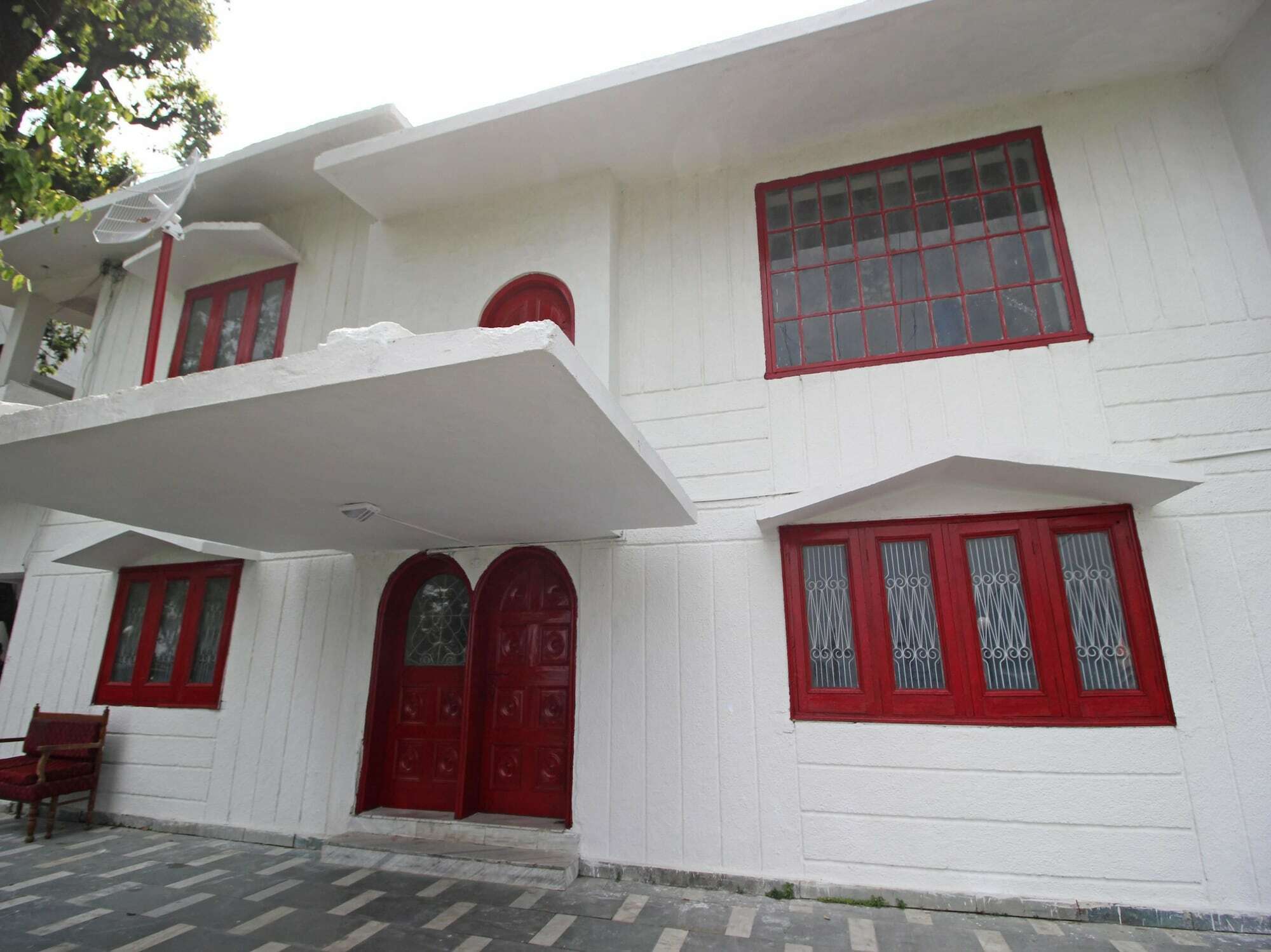 Oyo 8670 Hotel Usha Palace Mussoorie Eksteriør billede